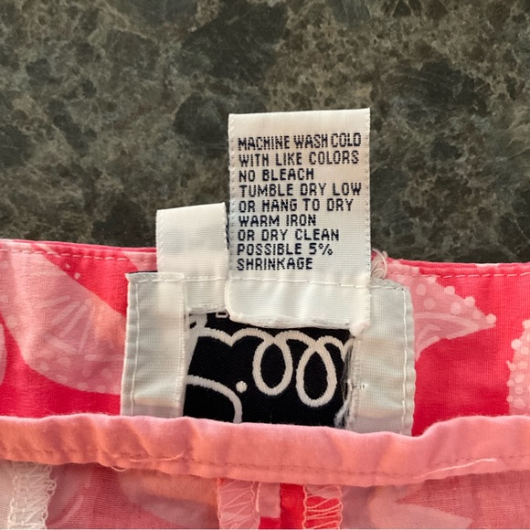 Vintage Lilly Pulitzer Bermuda High Rise Shorts, Fruit and Floral, Size 12 - Picture 7 of 8